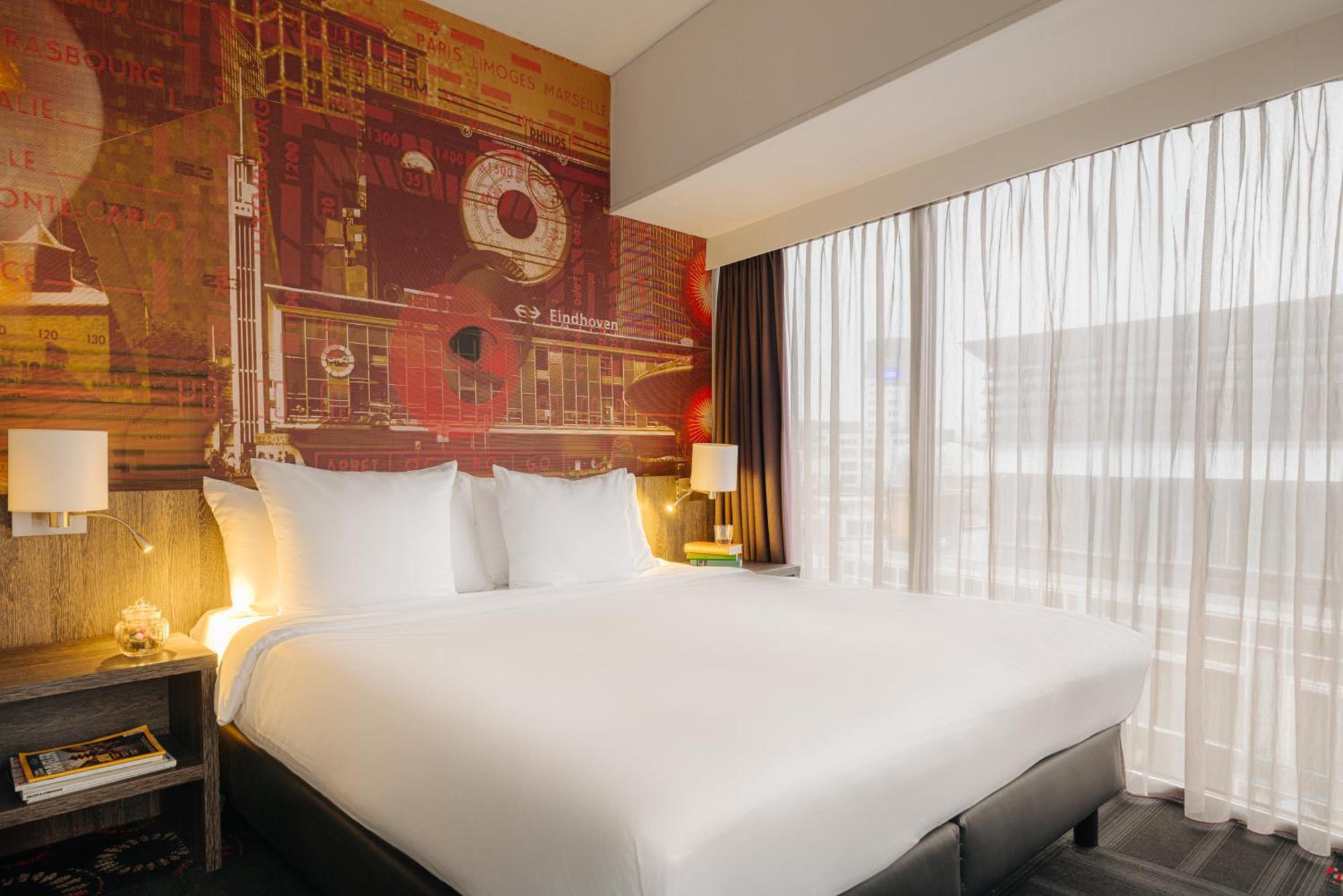 Hotel Leonardo Center Former Crown 4*