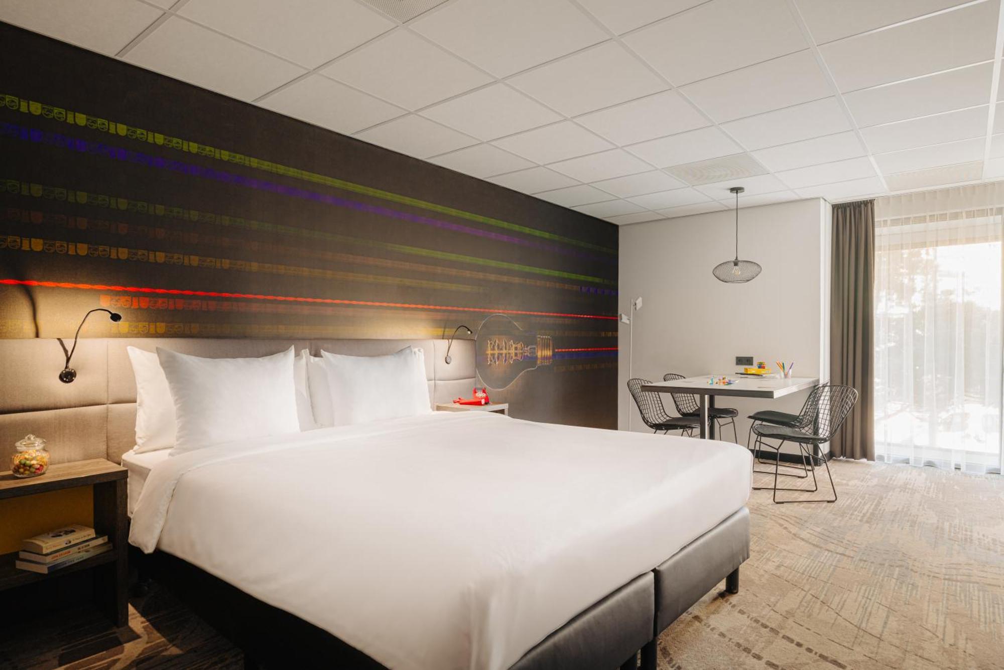 Leonardo Center Former Crown Hotel 4*